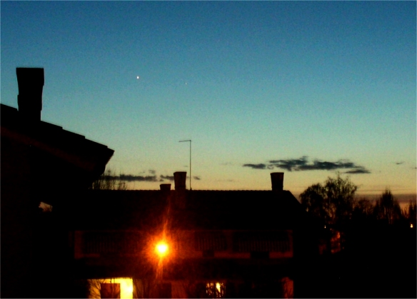 2010 aprile 05  -- Venere-Mercurio in congiunzione -- � E.Stomeo(VE)