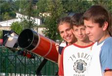 Alcuni ragazzi della Scuola Media Pisani